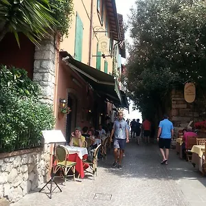 Corneliani Apartment Sirmione